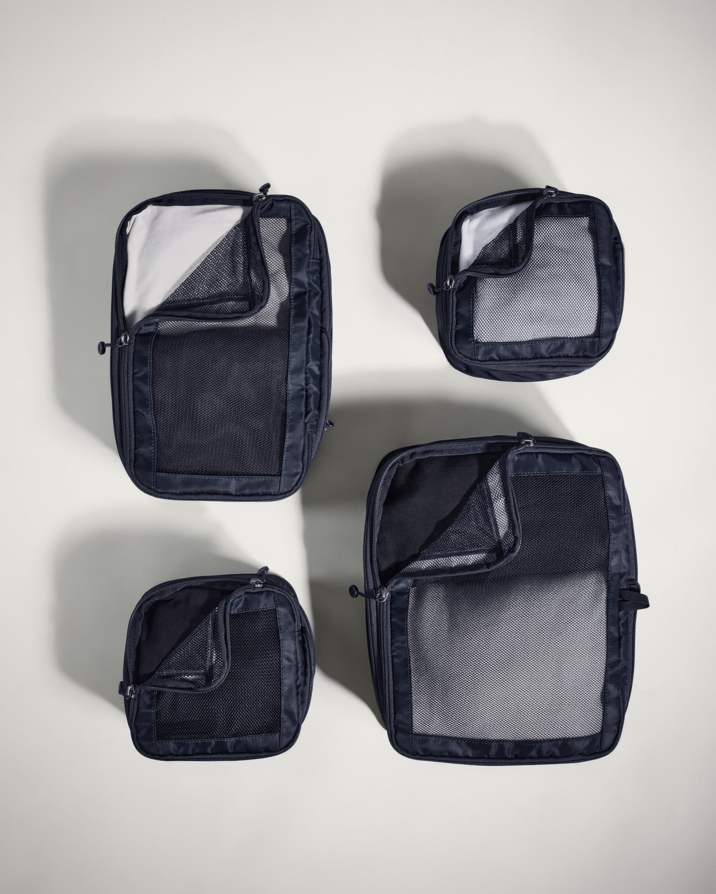 Packing Cubes in Navy Blue - Set of 4