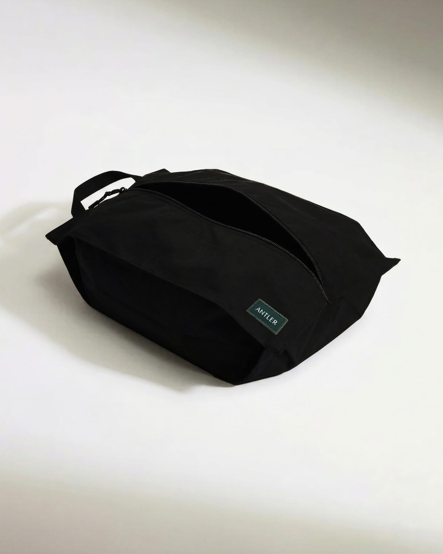 Essential Shoe Bag in Black - Set of 2