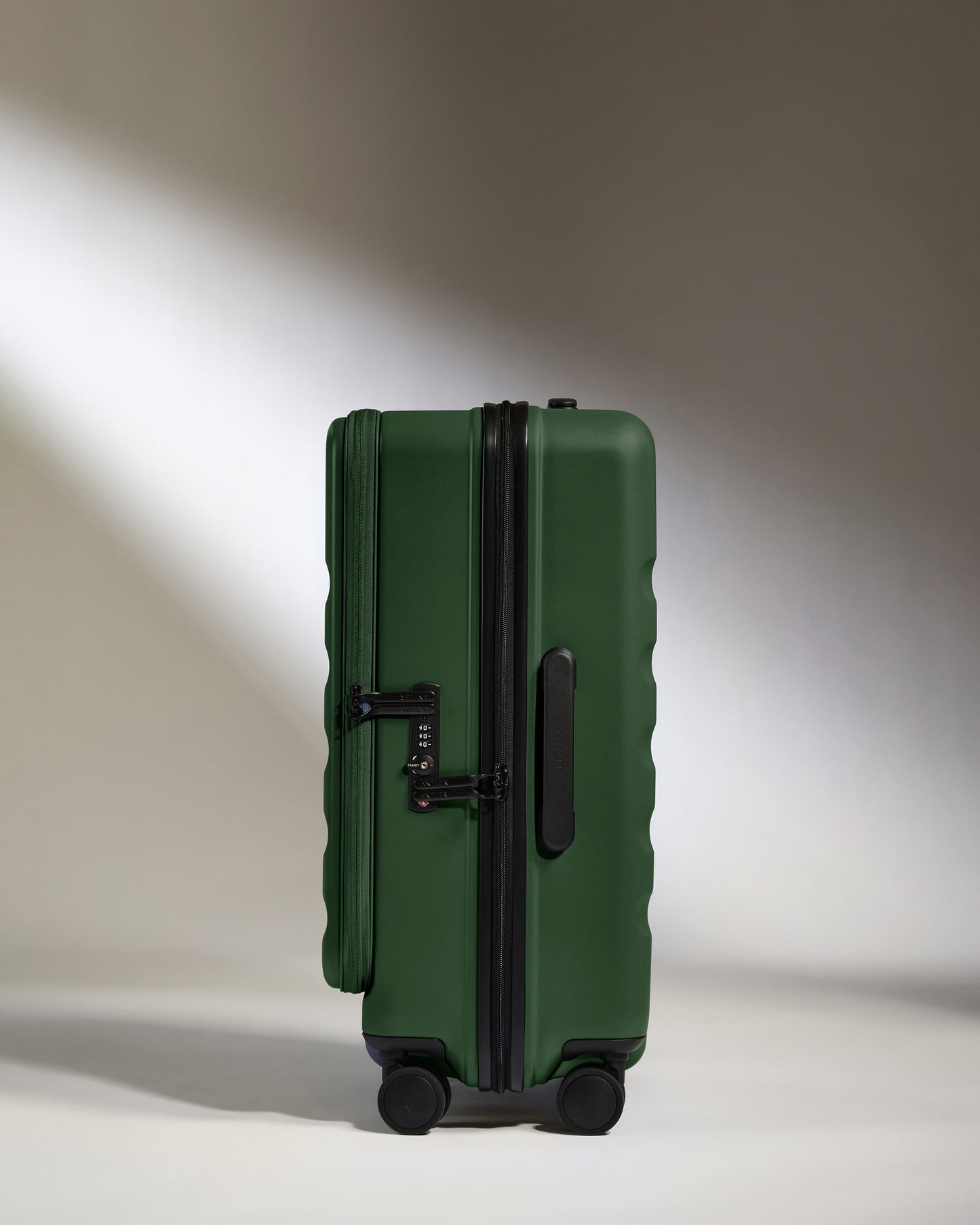 Dual Opening Medium Suitcase in Antler Green - Icon Stripe