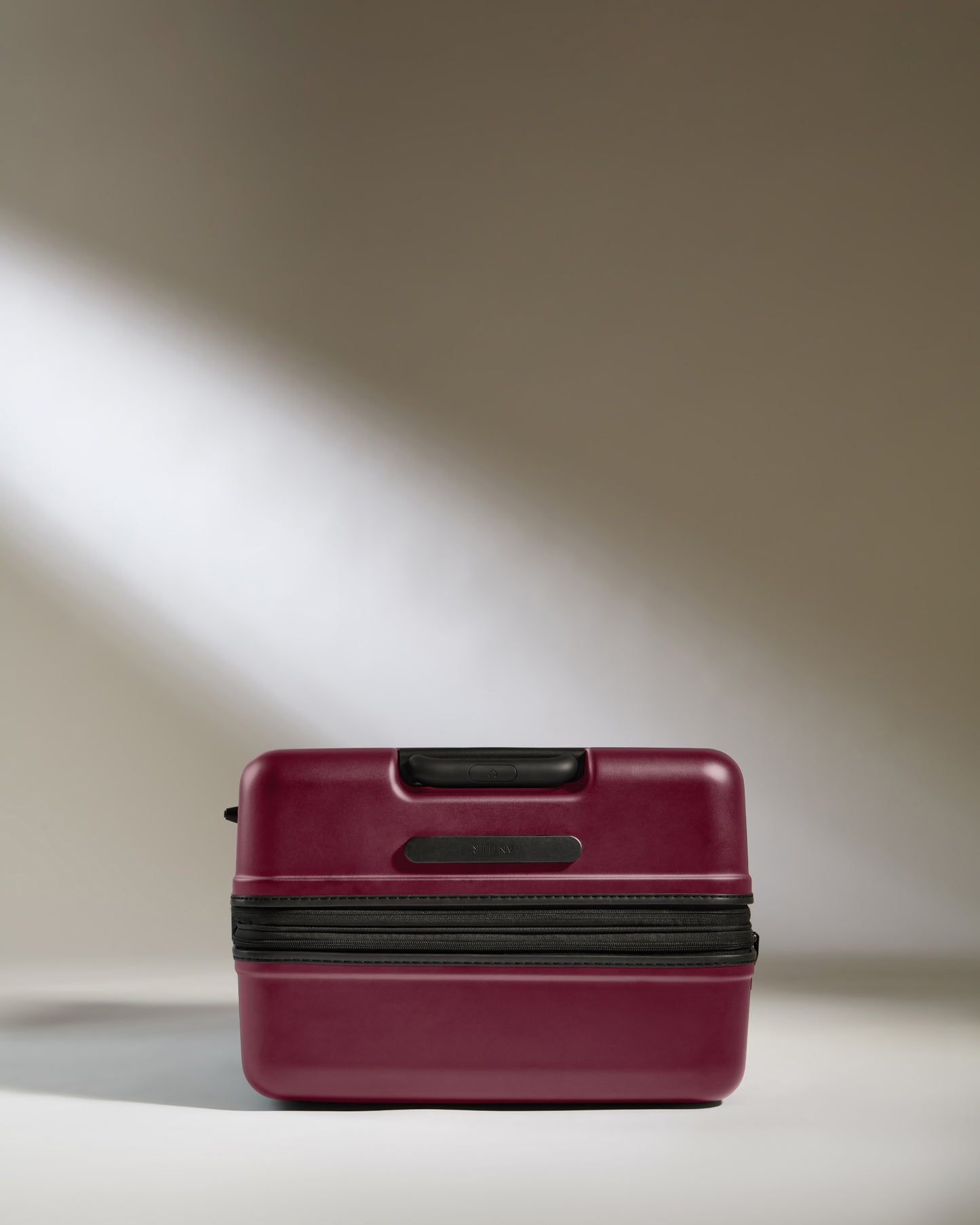 Large Suitcase in Heather Purple - Icon Stripe