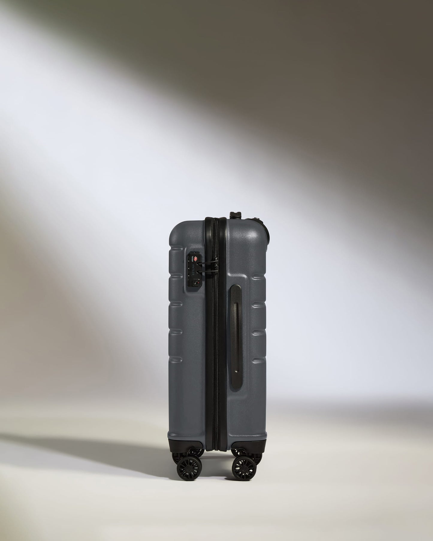 Expandable Cabin Suitcase in Granite - Logo