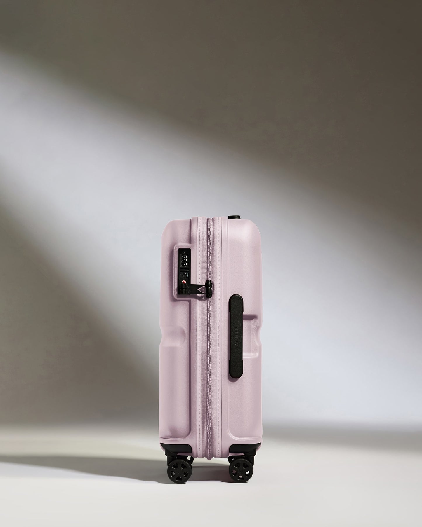 Cabin Suitcase in Dusk Pink - Single Stripe
