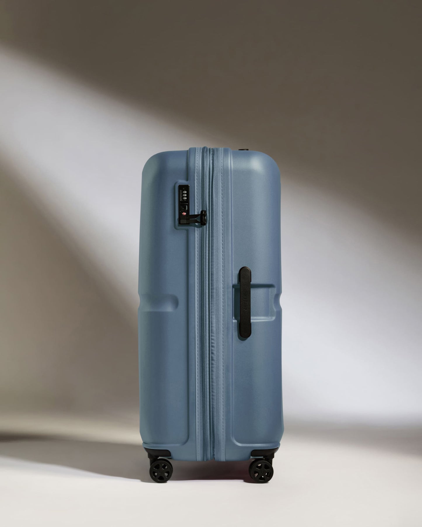 Large Suitcase in Cove Blue - Single Stripe