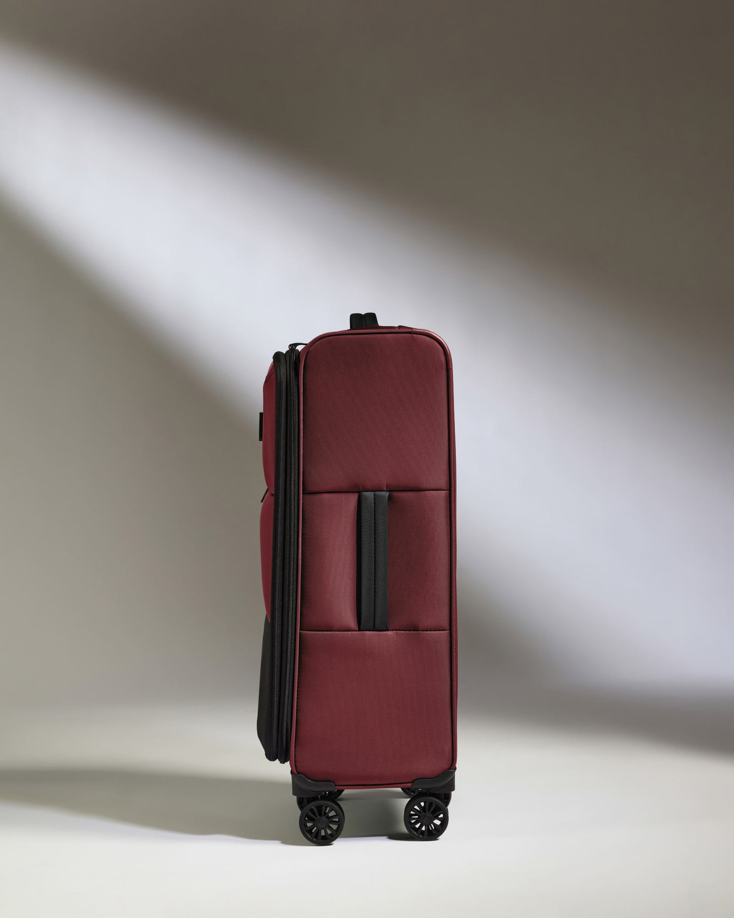 Lightest Medium Suitcase in Cedar - Soft Stripe 2.0
