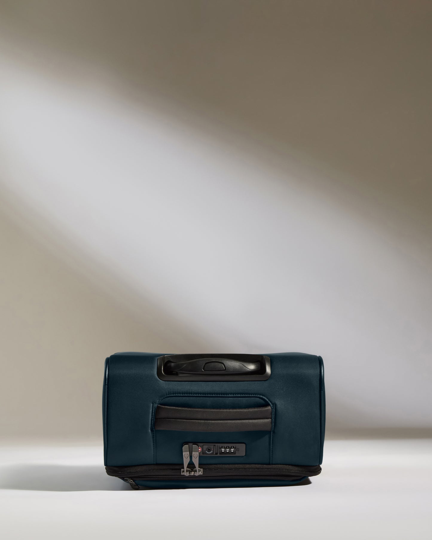 Lightest Cabin Suitcase in Indigo- Soft Stripe