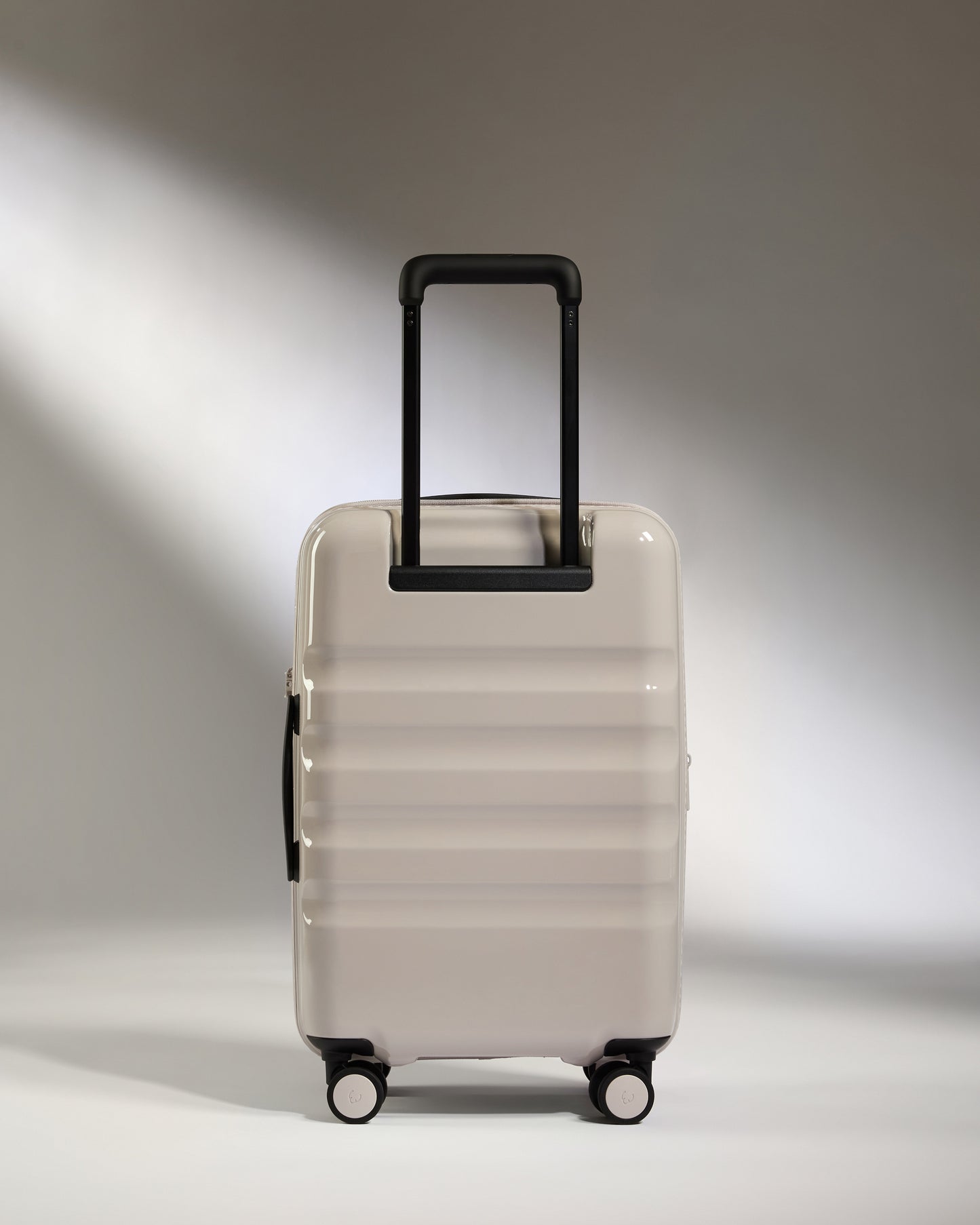 Expandable Cabin Suitcase in Taupe Gloss - Icon Stripe