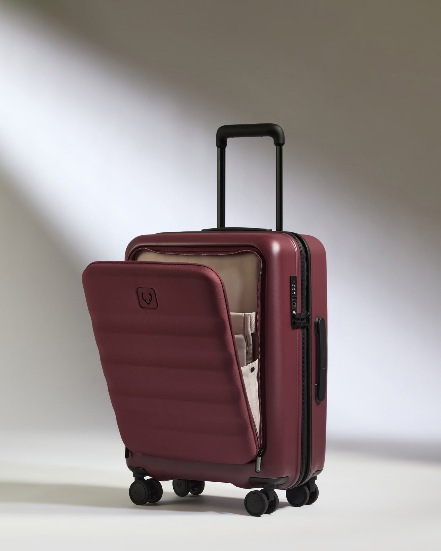 Cabin with Pocket Suitcase in Cedar Red - Icon Stripe