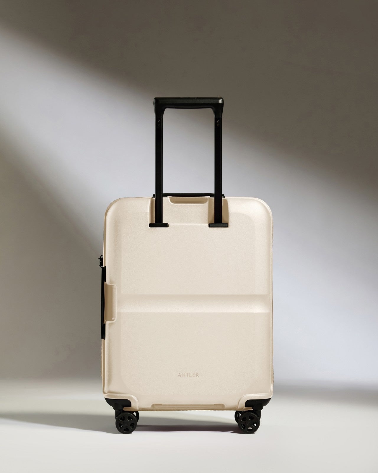 Cabin Suitcase in Wheat Beige - Single Stripe