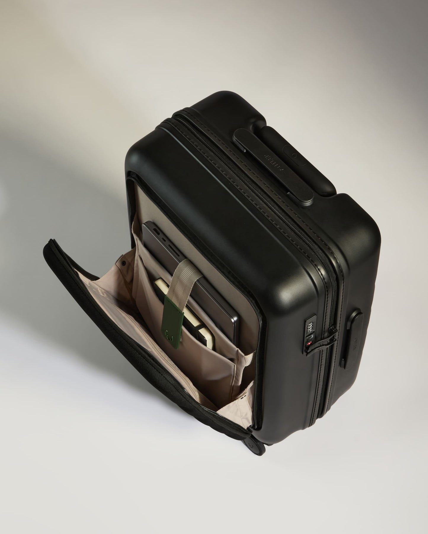 Cabin with Pocket Suitcase in Black - Icon Stripe