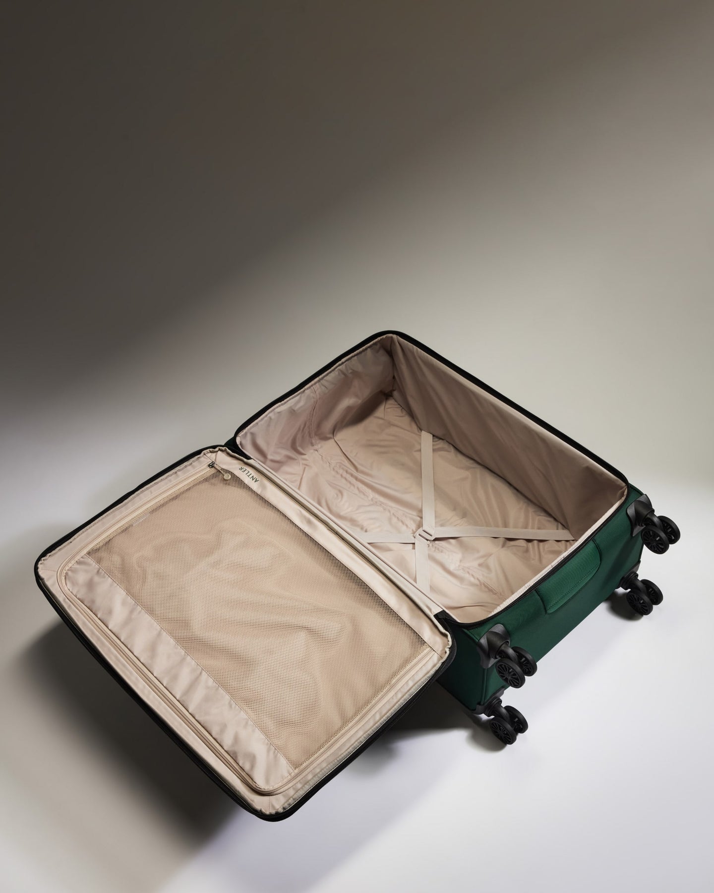 Lightest Large Suitcase in Antler Green - Soft Stripe 2.0