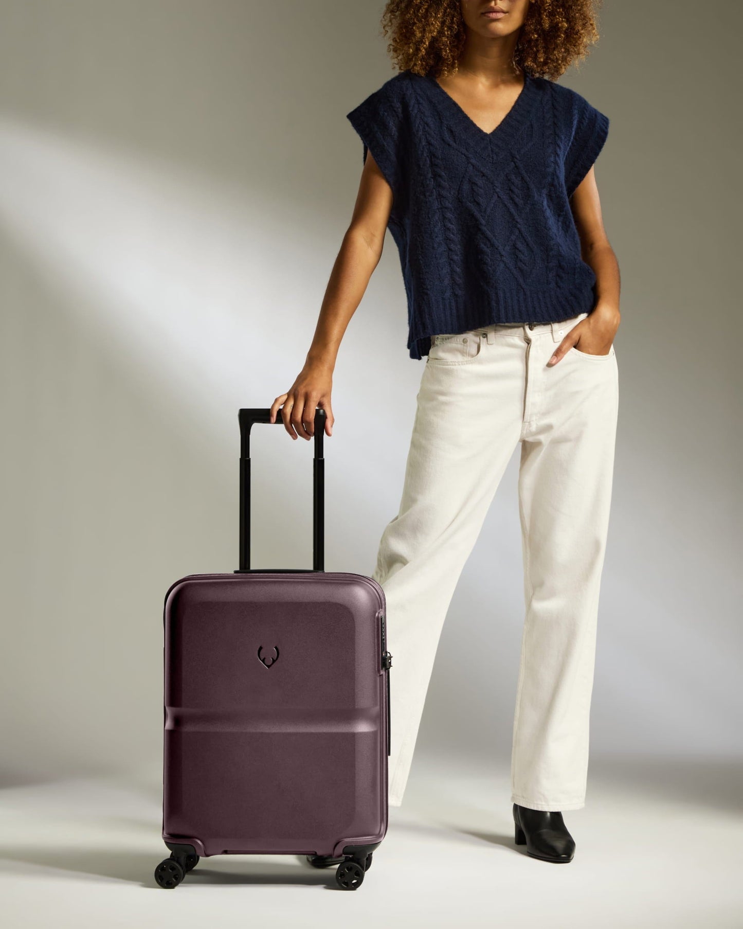 Antler Luggage -  Cabin Suitcase in Lagoon Red - Single Stripe - Hard Suitcase - Standard Cabin Cabin Suitcase in Lagoon Red - Single Stripe | Cabin Bag & Hard Luggage