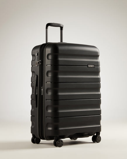 Medium Suitcase in Black - Lincoln