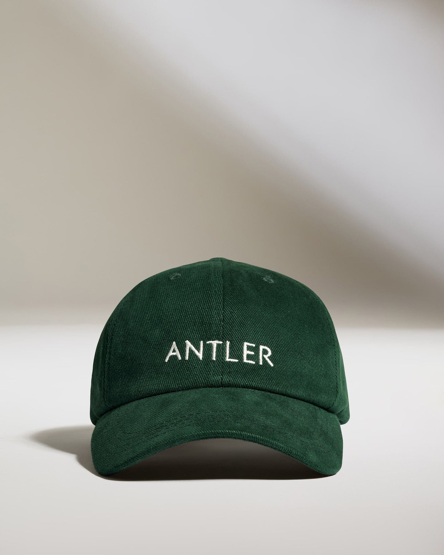 Travel Essential Cap in Antler Green