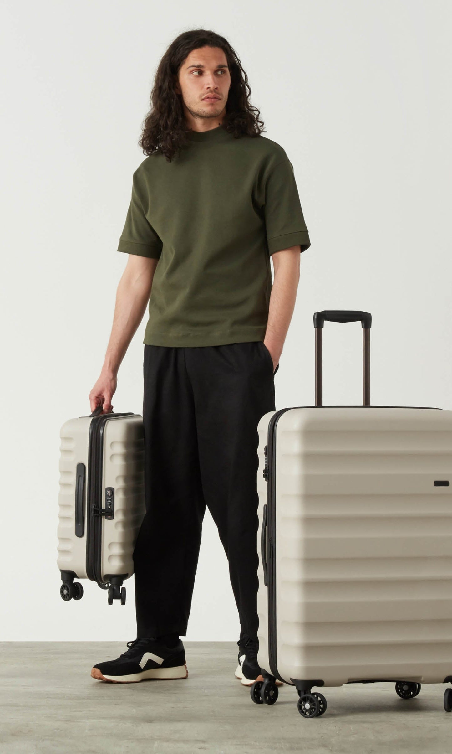 Antler Luggage -  Clifton set in navy - Hard Suitcases Clifton Set of 3 Suitcases Navy | Hard Suitcase | Antler UK